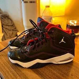 Kids Black and Red Basketball Shoes